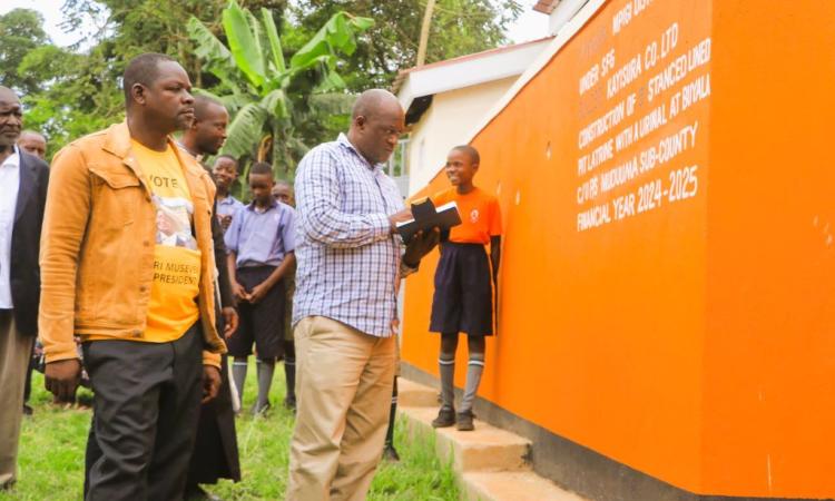 Deputy RDC Hajji Yahaya Katunze commissions implemented projects in FY 2024-2025